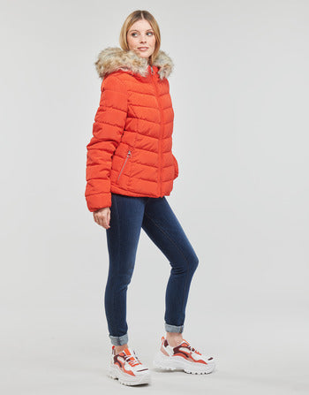 Piumino donne Only  ONLNEWELLAN QUILTED HOOD JACKET CC OTW  Rosso