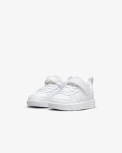 Carica l&#39;immagine nel visualizzatore di Gallery, NIKE Court Borough Low 2 (TDV), Sneaker Unisex - Bianco
