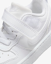 Carica l&#39;immagine nel visualizzatore di Gallery, NIKE Court Borough Low 2 (TDV), Sneaker Unisex - Bianco
