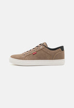 Upload the image to the Gallery viewer,Levi&#39;s Sneakers Courtright, Sneaker Da Uomo - Sand
